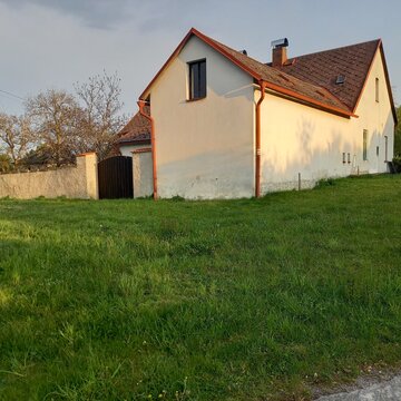 Hradiště - Rekonstrukce církevní školy