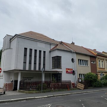 Teplice - Živo pod střechou